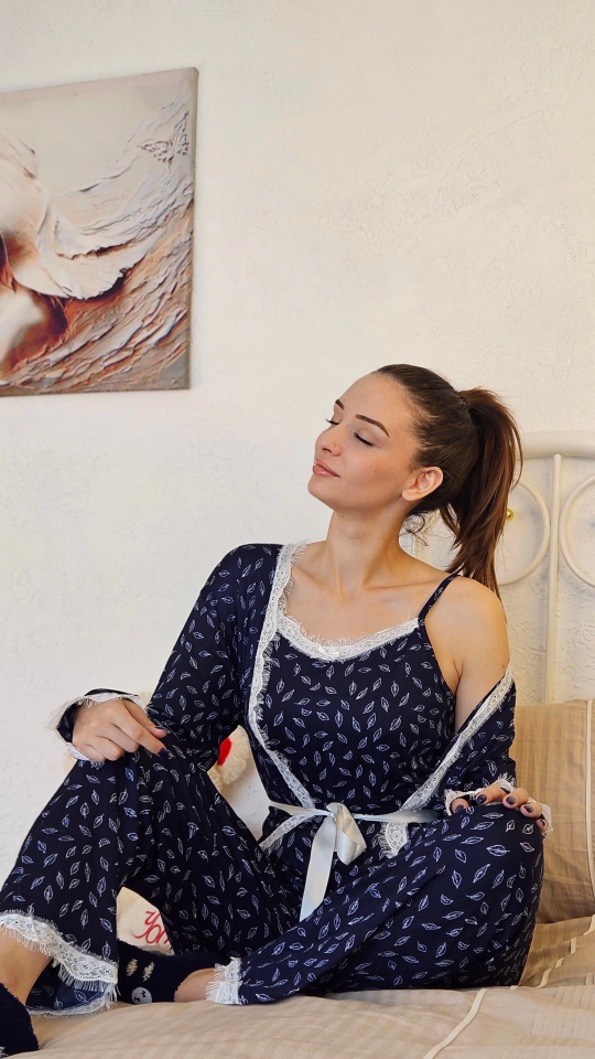 Estiva 25192 Kadın Desenli Pegasus Sabahlıklı Pijama Takımı