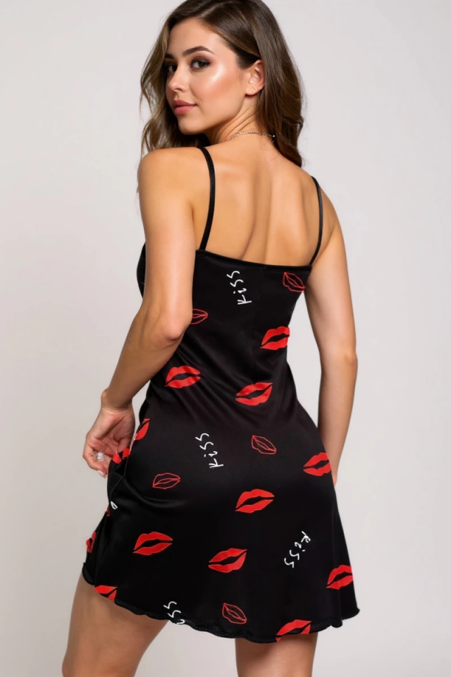 Dudak Desenli Siyah Askılı Gecelik