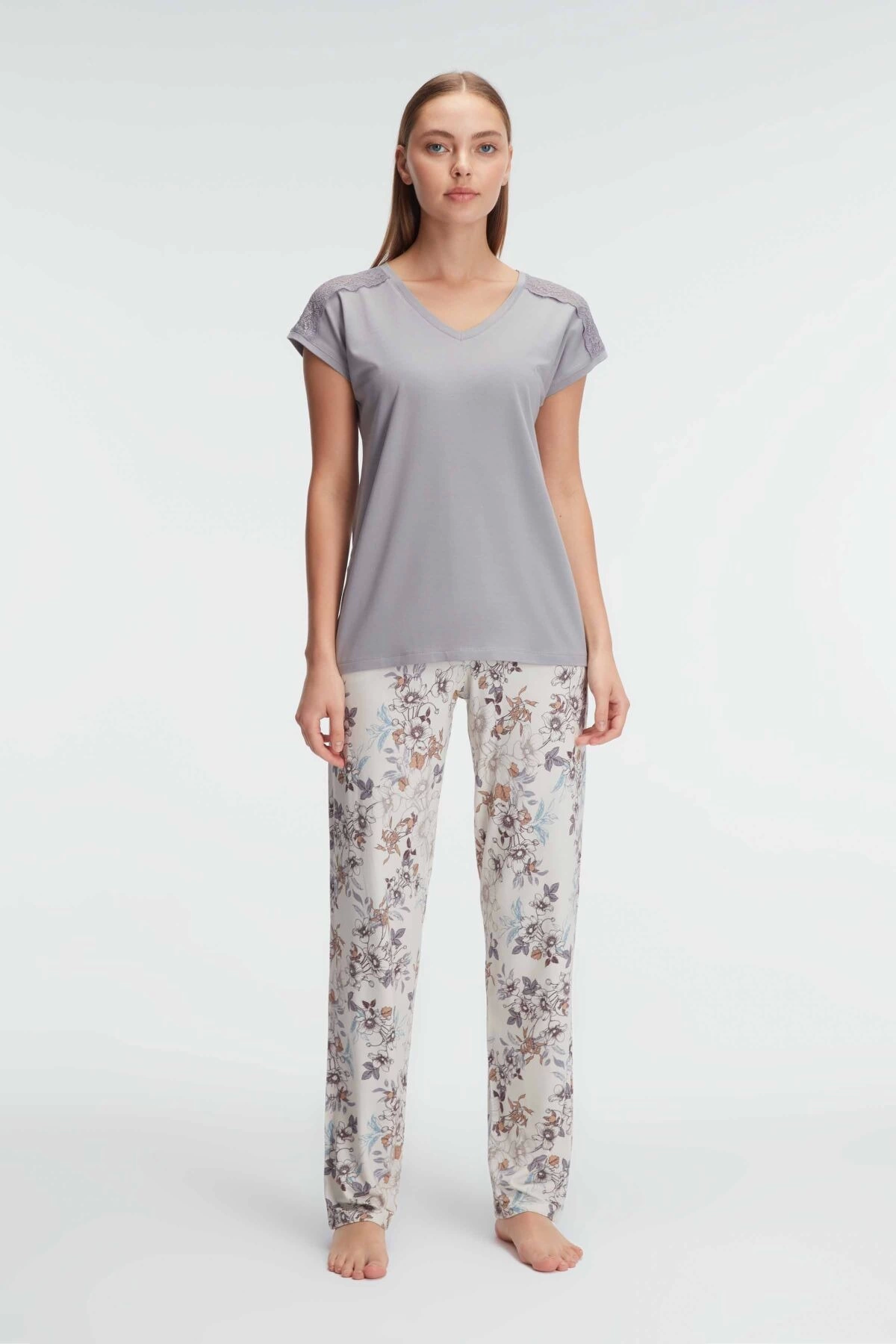 Anıl 9870 Bayan T-Shirt ve Pantolon Takım