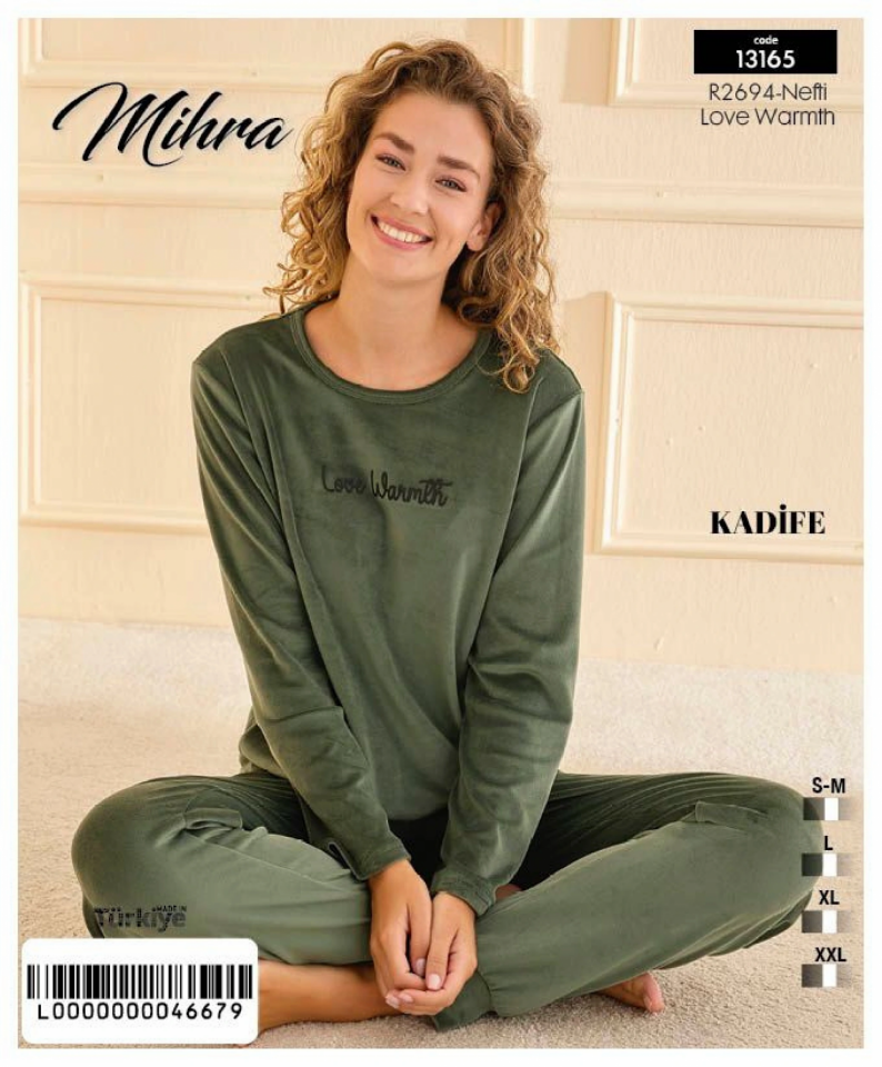 Mihra 13165 Kadın Kadife Uzun Kol Pijama Takımı